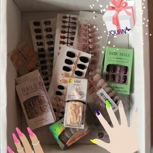 🌸Glam Press-On Nails - 10 sets random Pink, Black, Purple